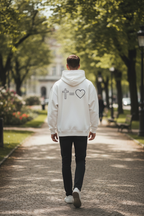 "Mann trägt weißen Jesus Love Hoodie Backprint"